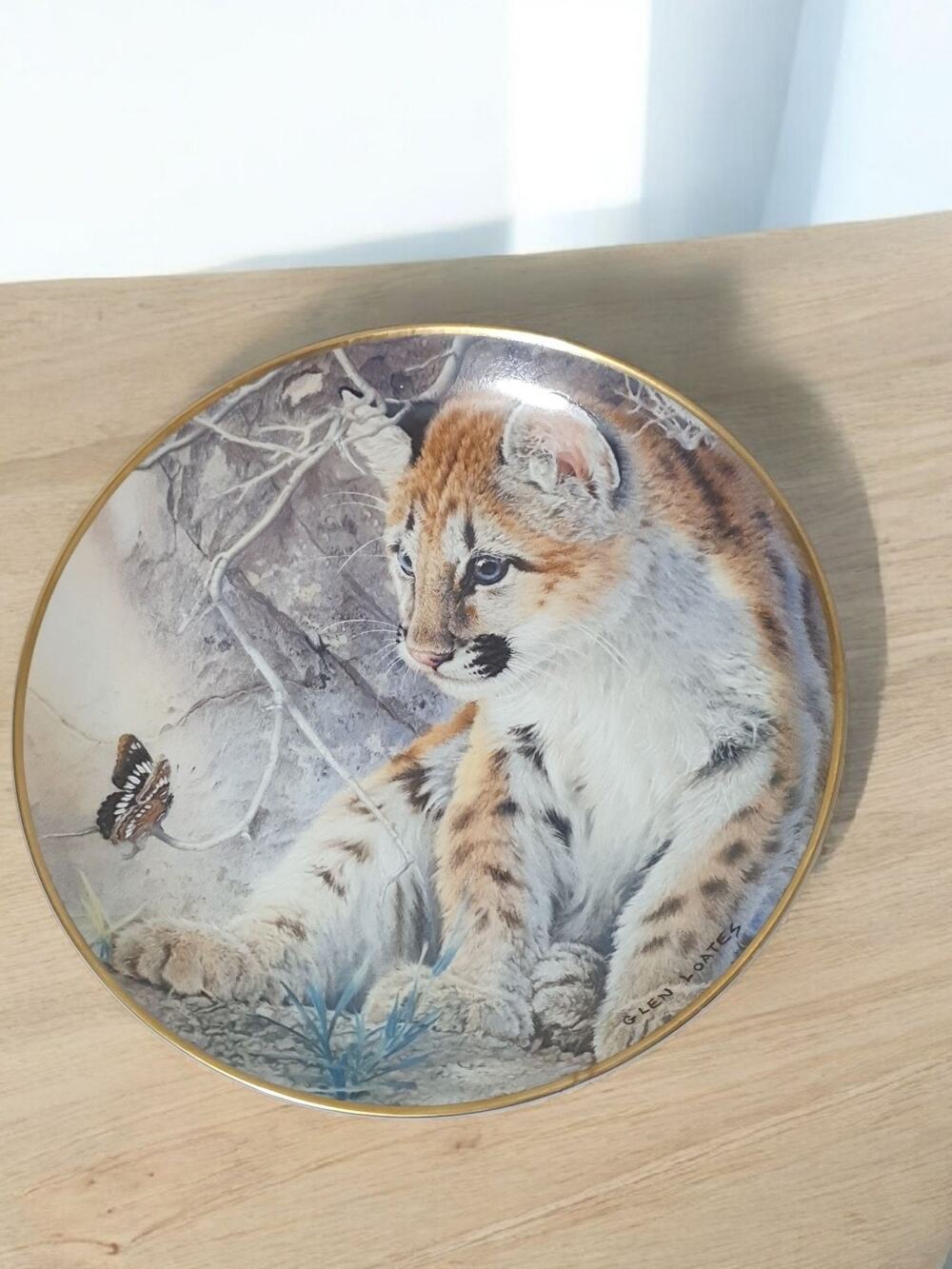 Franklin Mint "First Encounter" Glen Loates Tiger Porcelain Collector's Plate